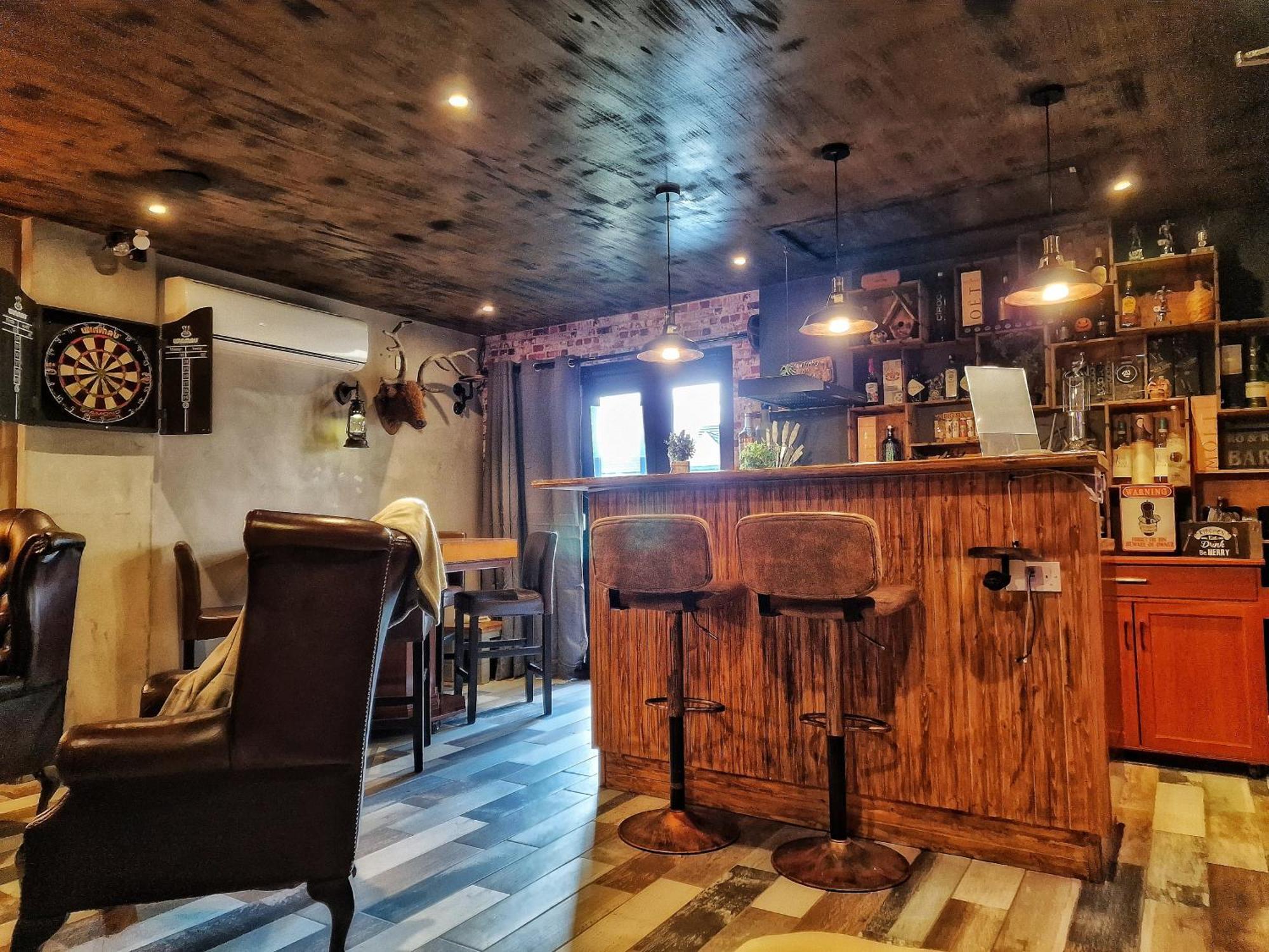 The Pub - Unique & Authentic Experience - Free Parking!, 5 Minutes From Airbus And The Mall Cribbs Bristol Eksteriør bilde