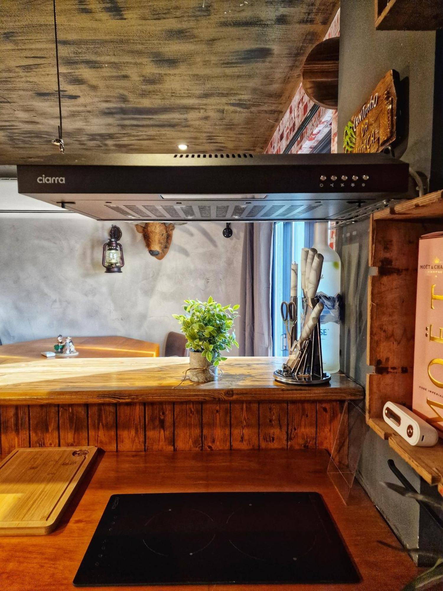 The Pub - Unique & Authentic Experience - Free Parking!, 5 Minutes From Airbus And The Mall Cribbs Bristol Eksteriør bilde